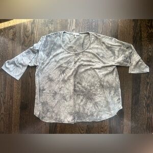 Women's Gray Tie-Dye Long Sleeve Top